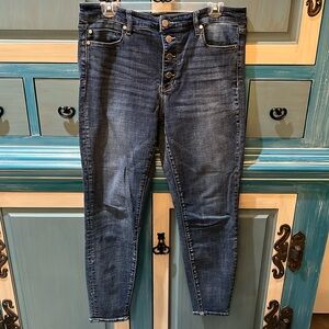 Liverpool medium wash skinny jeans